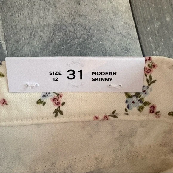 NWT LOFT Floral Modern Skinny White Jeans Sz 31 - 1217 - Picture 6 of 11